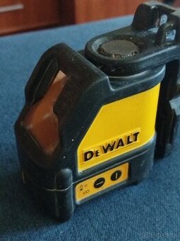 Dewalt laser super stav
