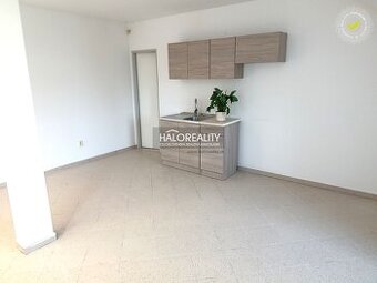 HALO reality - Prenájom, jednoizbový byt Nováky - 1
