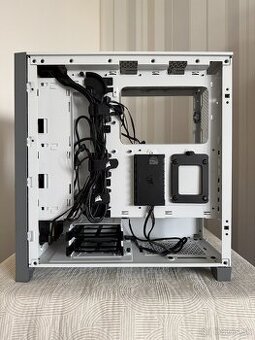 Predám PC skrinku Corsair iCUE 4000X RGB Biela