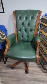 Predám starožitné kreslo