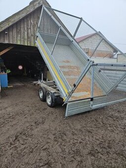 Vyklápacia vlečka sklápač