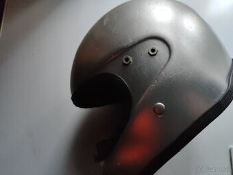 Stará prilba Cassida