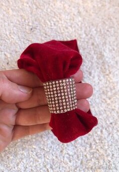 Nová červená zamatová dievčenská/dámska čelenka, 4 E