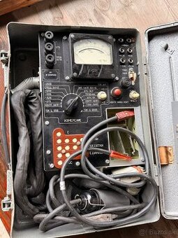 Predám garnitúru k rádiostanici R-849