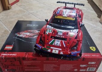 Lego Technic Ferrari 488 GTE