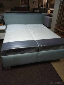 Predám nepoužívanú posteľ s matracmi a roštom