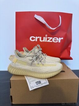 YEEZY BOOST 350 V2 "LIGHT"