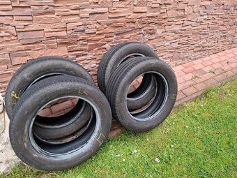 Predám letné gumy Barum Bravuris 215/55 R 16 Y XL