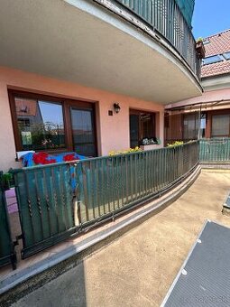 NA PRENÁJOM : Veľký 3 izbový byt na Františkánskej ulici v c