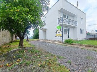 6. izbový veľký dom pre veľkú rodinu, 800 m2, 16 km od Micha