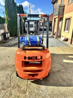 Vysokozdvižný vozík HELI H2000