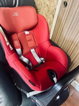 🚗👶 Predám otočnú autosedačku Britax Römer Dualfix i-Size