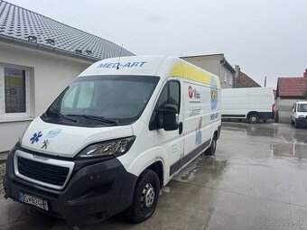 Predam nepojazdne auto Peugeot BOXER 2016