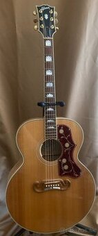 Gibson SJ-200 Standard - 6-strunová