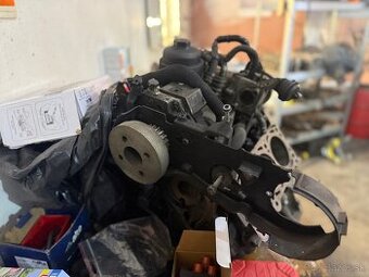 Predám komplet diely na motor Audi 3.0 tdi 165kw BMK