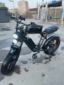 Elektrobicykel Engwe M20