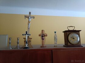 Náboženské predmety a obrazy