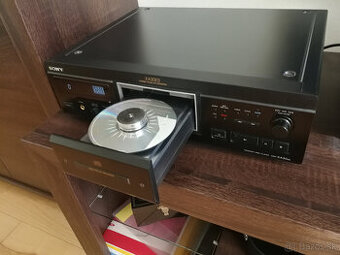 Predám CD prehrávač Sony CDP XA-30 ES.