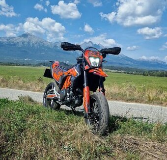 KTM 690 SMC R