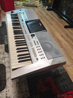 Yamaha psr S 900