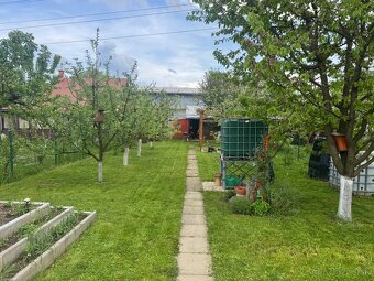 Pozemok s chatkou v záhradkarskej oblasti o rozlohe 400m2