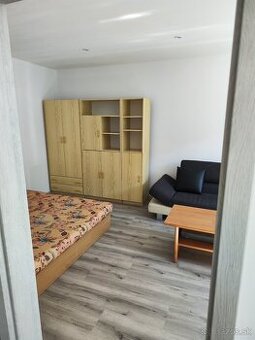 Prenajom