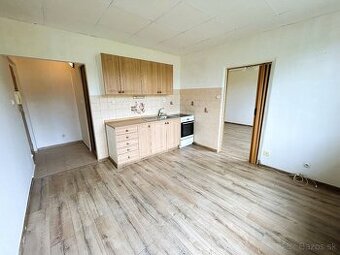 Zvolen, Stráž – slnečný priestranný 1-izbový byt, 36,4 m2