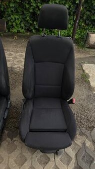 bmw e90 lci sedacky