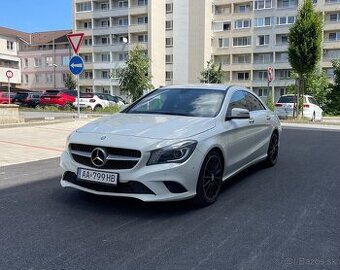 Mercedes Benz CLA 180