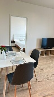 Prenájom 2i bytu na sídlisku West s vlastným parkovaním