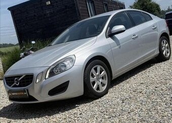 Volvo S60 2,0 D3 2.0d R5 120kW NAVI nafta manuál 120 kw