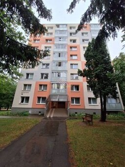 Predaj priestranného 3i bytu na Trenčianskej ulici