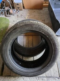 Pneu 235/55 R19