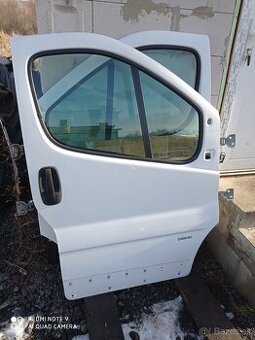 Rozpredám trafic vivaro 2010