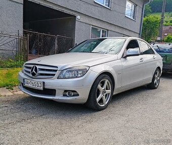 Predám auto značky Mercedes-Benz C200