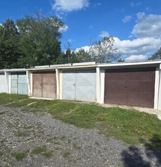 Garáž s elektrinou Tlmače - Lipník