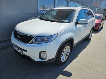 Kia SORENTO 2,2 diesel