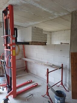 Paletovy vozik vysokozdvizny