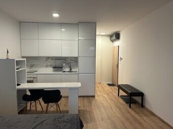 Na prenájom 1 izbový byt v Alicante Dunajská Streda