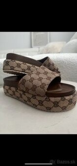 Šľapky Gucci