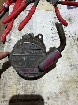 Podtlakové čerpadlo Mercedes