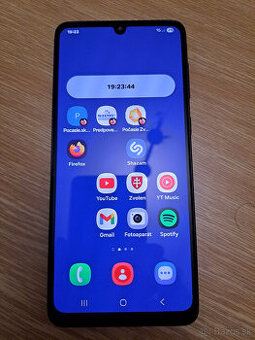 Predám smartfón Samsung Galaxy A33 5G 6GB/128GB v 100% stave