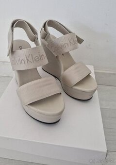 Sandále Calvin Klein, v. 36