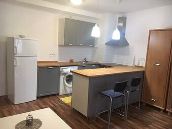 Rezervovaný - Predmetom predaja je 2 izbový byt na Šancovej 