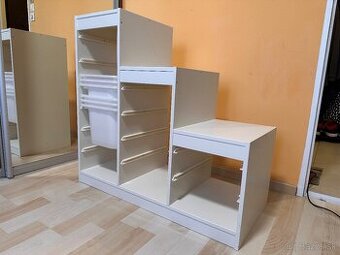 Ikea úložný nábytok