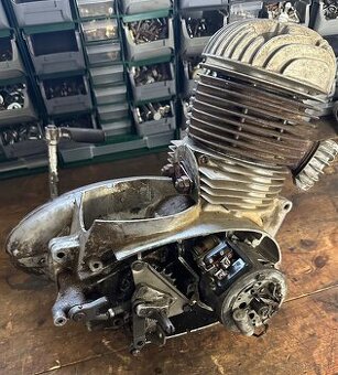 Motor Jawa 250 Dvojpaka