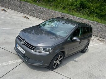 Volkswagen Touran 1.4 TSi 103kw 2011 M6 165tis KM