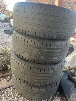 Kumho R19 265/50