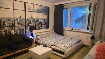 Na prenájom - samostatná izba, Bratislava III, Kramáre