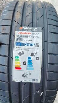 225/40R19 Hankook ventus Evo letne pneu